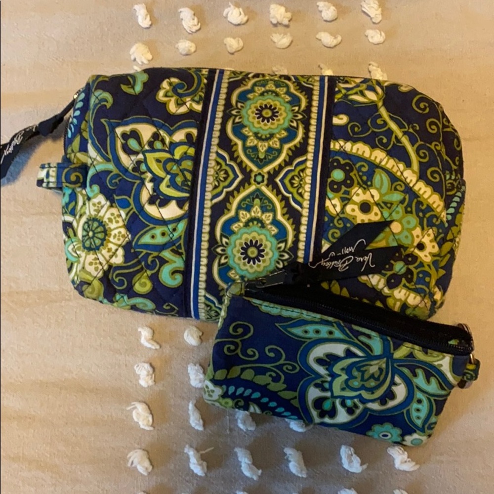Updated Set!! Vera Bradley Wallet